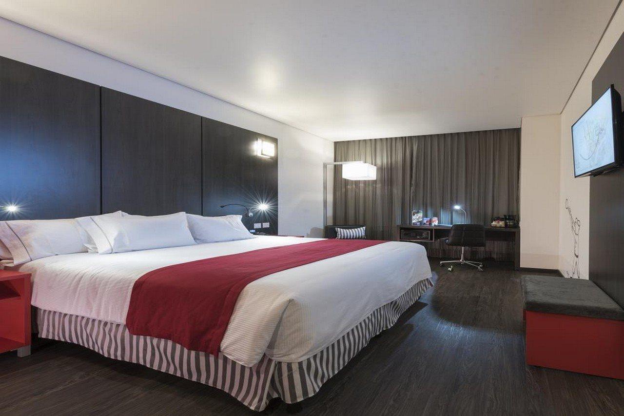 Palomar Ramada Encore By Wyndham Guadalajara Sur מראה חיצוני תמונה