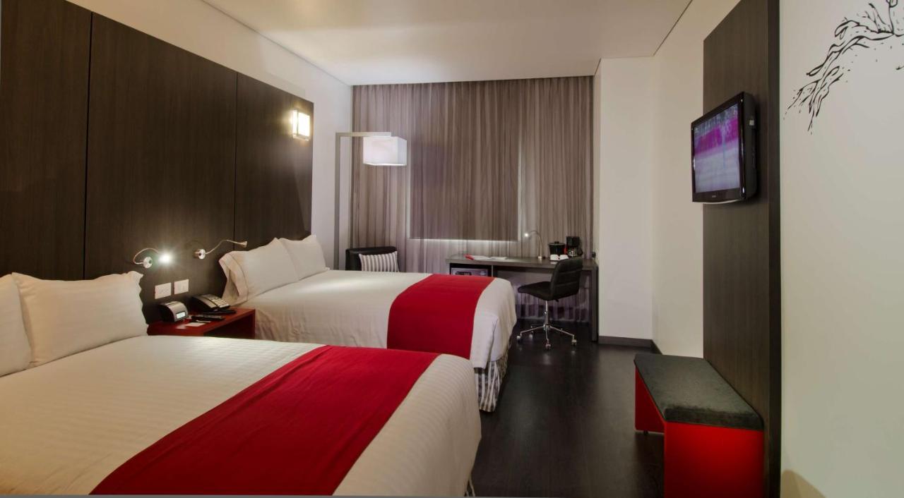 Palomar Ramada Encore By Wyndham Guadalajara Sur מראה חיצוני תמונה