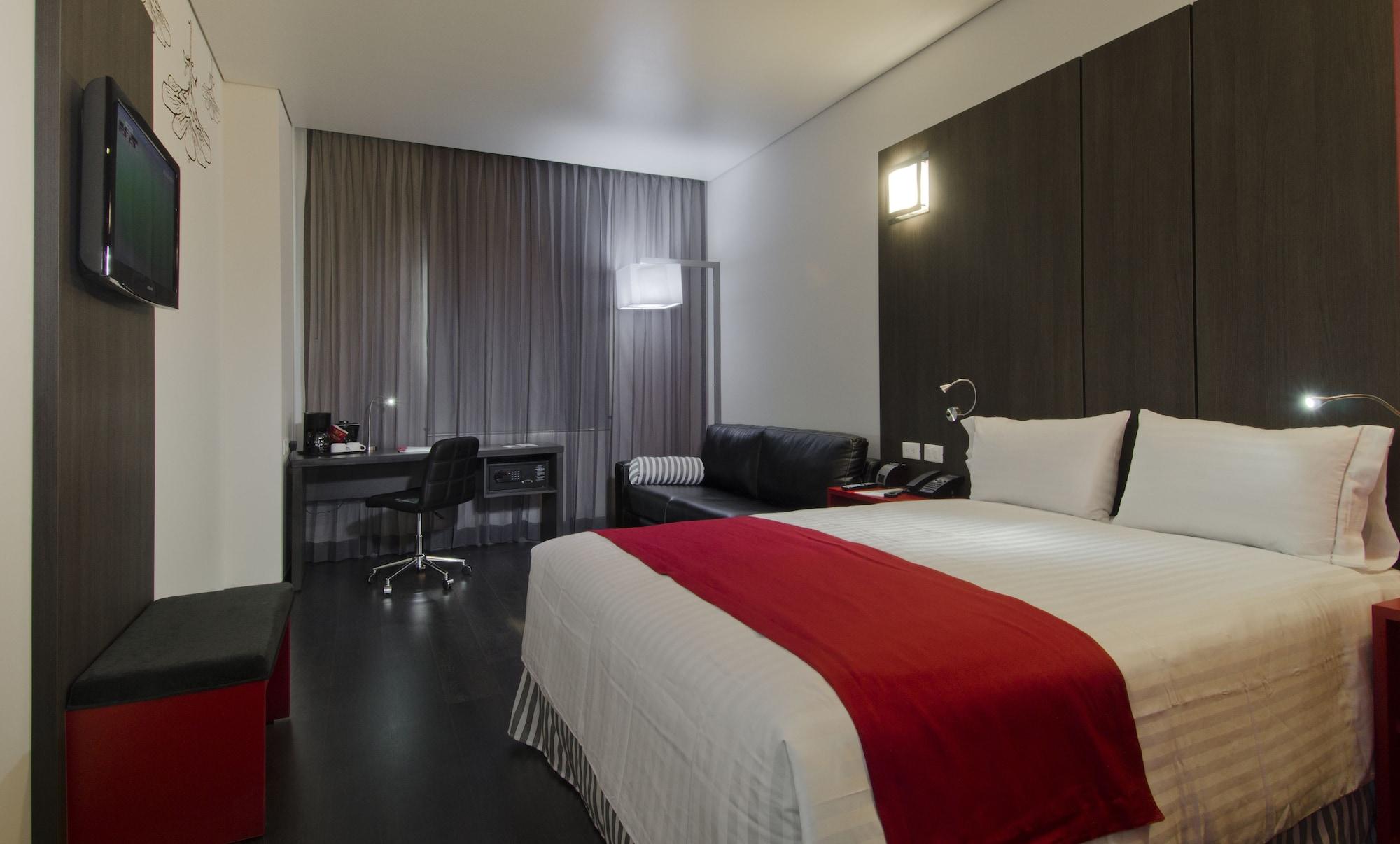 Palomar Ramada Encore By Wyndham Guadalajara Sur מראה חיצוני תמונה