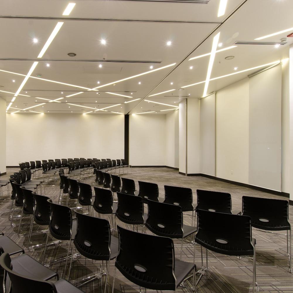 Palomar Ramada Encore By Wyndham Guadalajara Sur מראה חיצוני תמונה