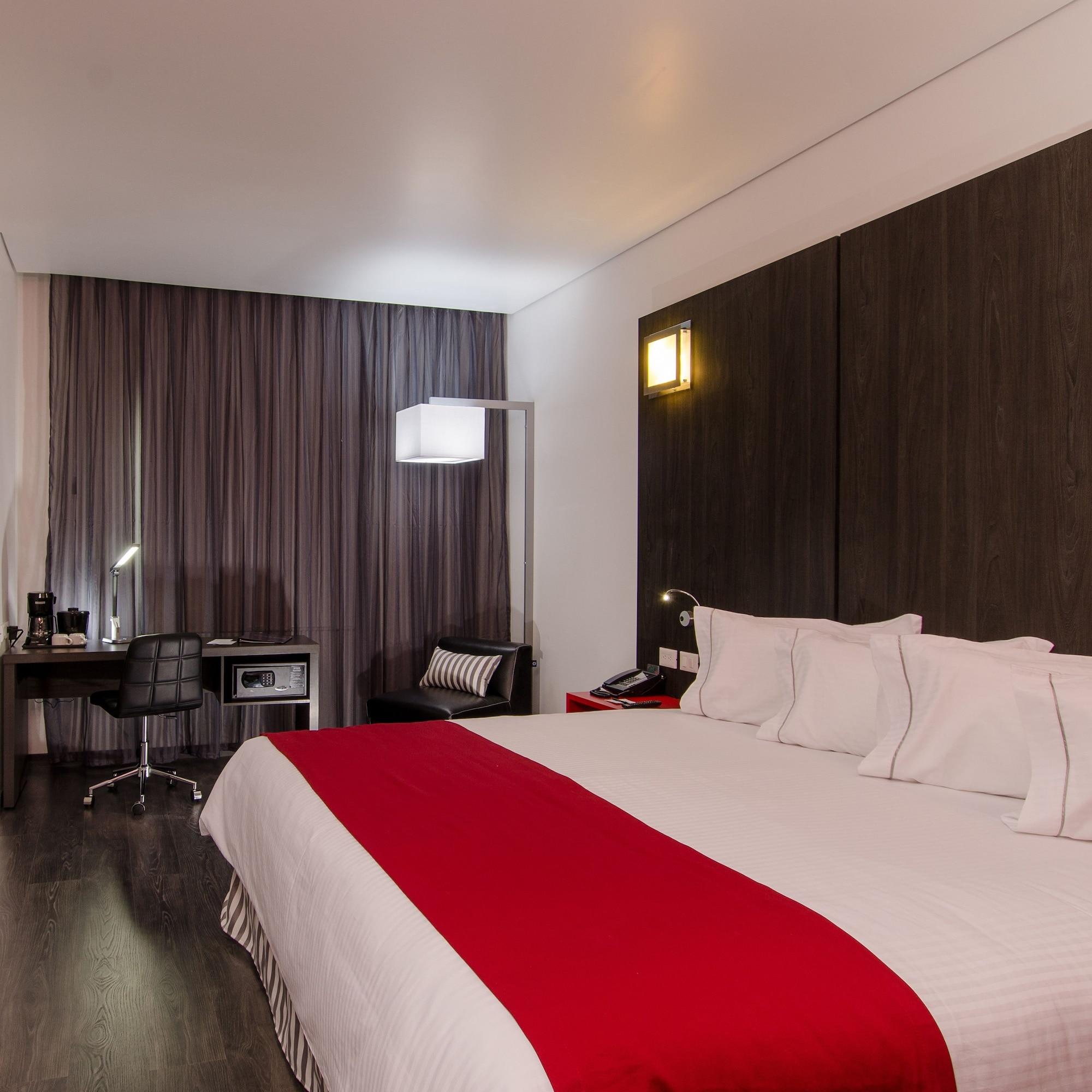 Palomar Ramada Encore By Wyndham Guadalajara Sur מראה חיצוני תמונה