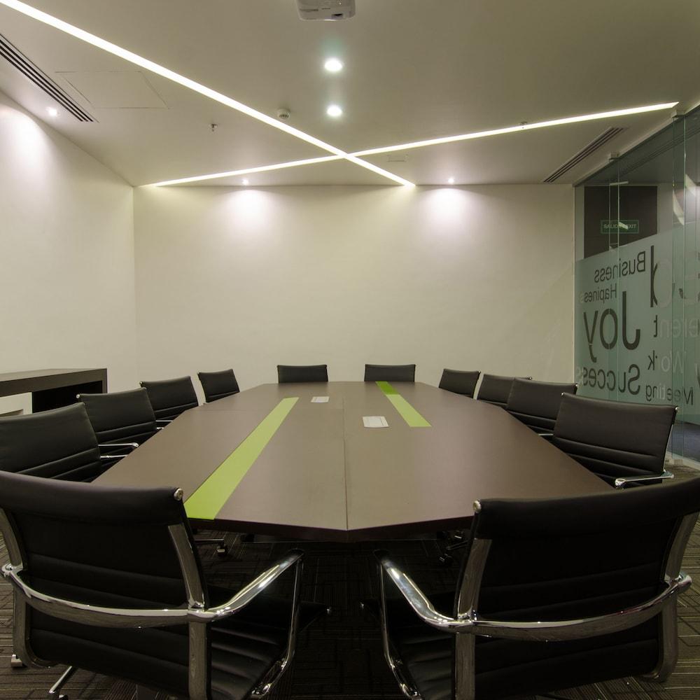 Palomar Ramada Encore By Wyndham Guadalajara Sur מראה חיצוני תמונה