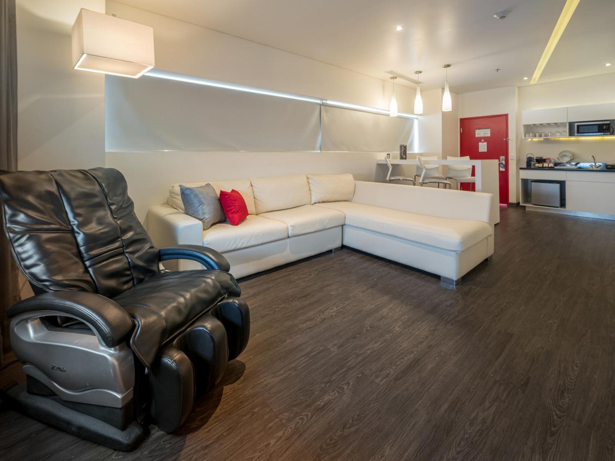 Palomar Ramada Encore By Wyndham Guadalajara Sur מראה חיצוני תמונה