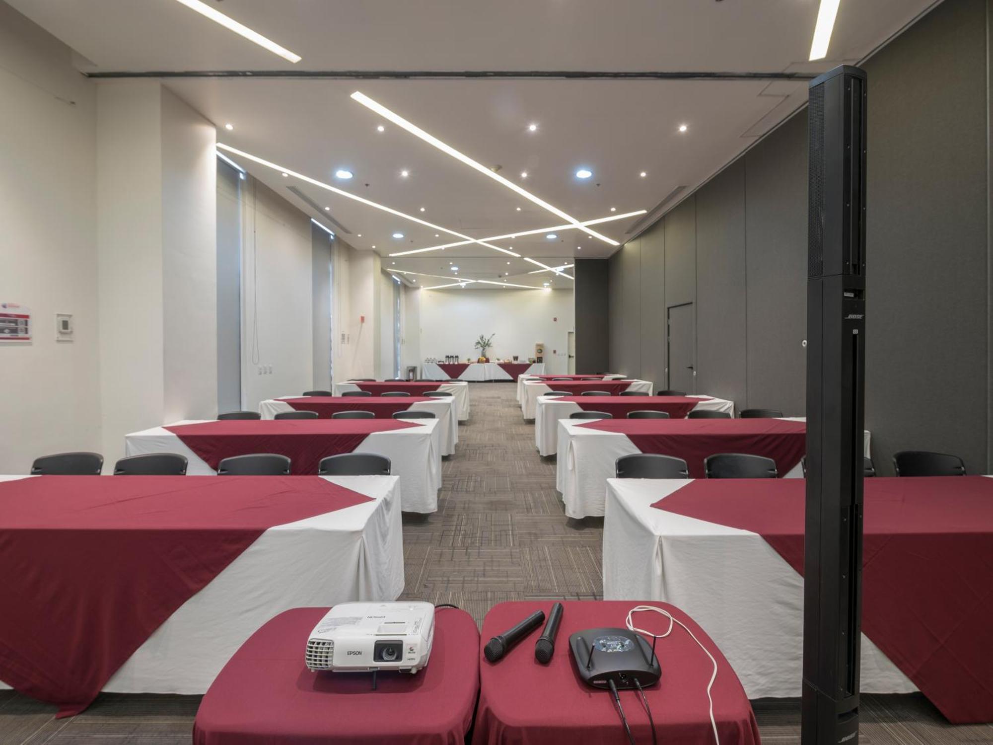 Palomar Ramada Encore By Wyndham Guadalajara Sur מראה חיצוני תמונה