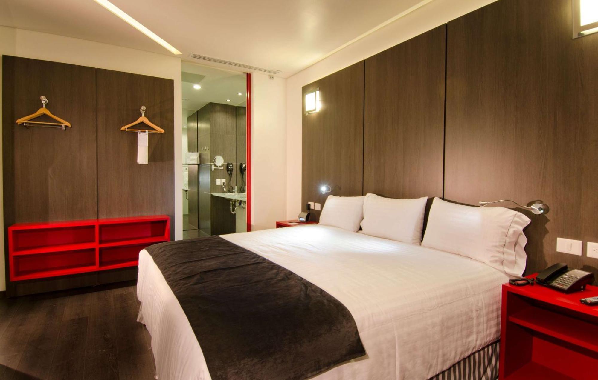 Palomar Ramada Encore By Wyndham Guadalajara Sur מראה חיצוני תמונה